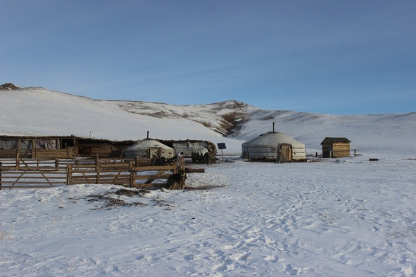 Өнөөдөр нийт нутгаар цас орохгүй, цаг агаар тогтуун байна